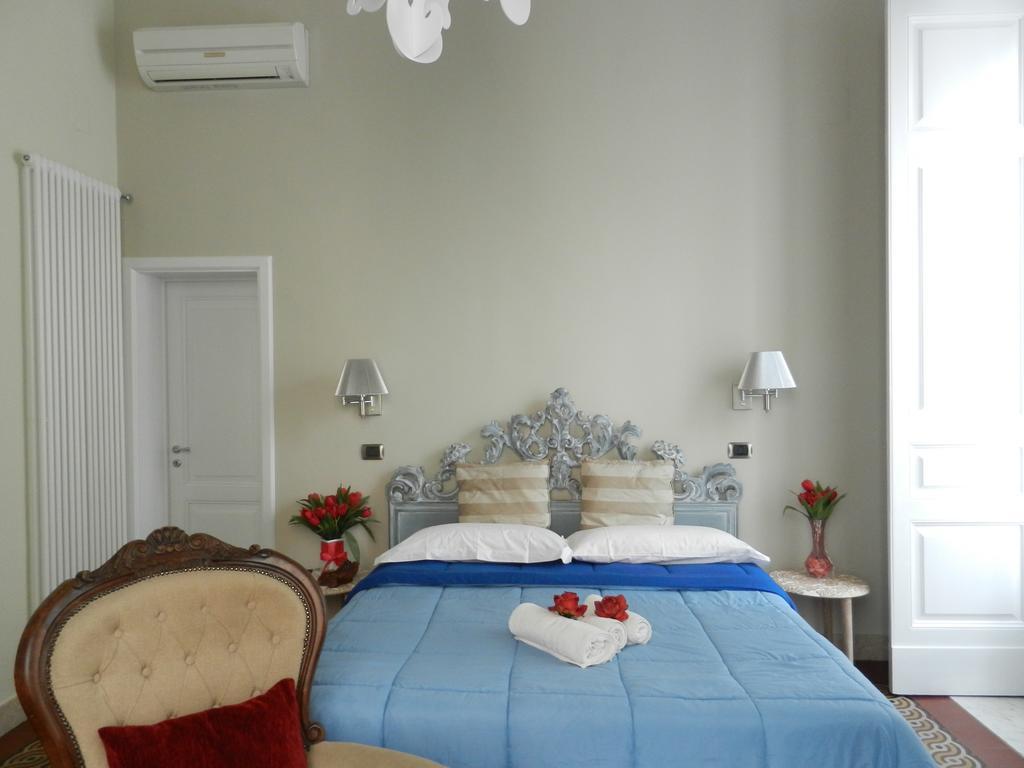 Rossocorallo B&B คาตาเนีย ภายนอก รูปภาพ