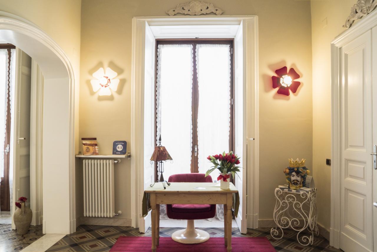 Rossocorallo B&B คาตาเนีย ภายนอก รูปภาพ