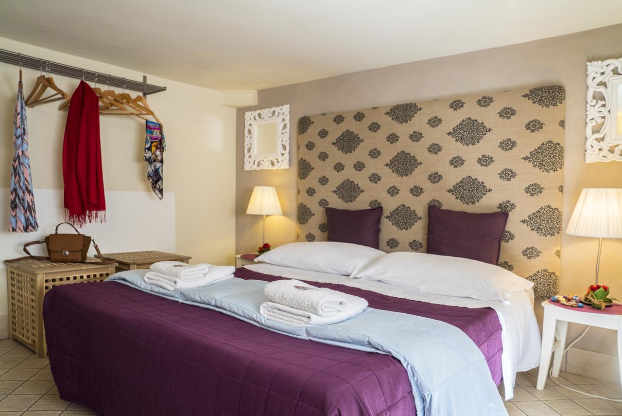 Rossocorallo B&B คาตาเนีย ภายนอก รูปภาพ