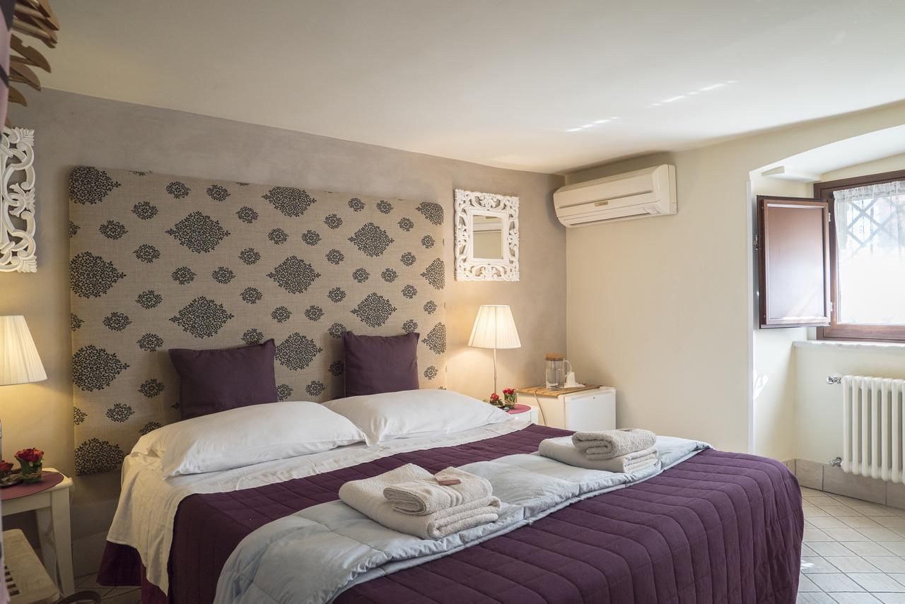Rossocorallo B&B คาตาเนีย ภายนอก รูปภาพ